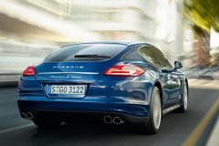 <b>工信部的新规并非“全面禁止隐藏式门把手”</b>