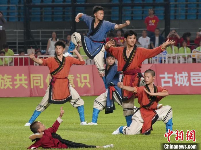 贵州“村超”相“豫”洛阳：足球搭建文化交流